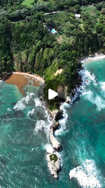 Welcome to Dominican Republic!
Playa El Breton, Cabrera, María Trinidad Sánchez
Пляж El Breton, расположенный на территории природного заповедника Cabo Frances Viejo, среди захватывающих пейзажей северного побережья страны. Скрытая белая жемчужина с естественным пресным душем, освежающим вас после наслаждения пляжем!
@lolicoquette
#cabrera #godomrep #turismord #dominicanatourisminfo